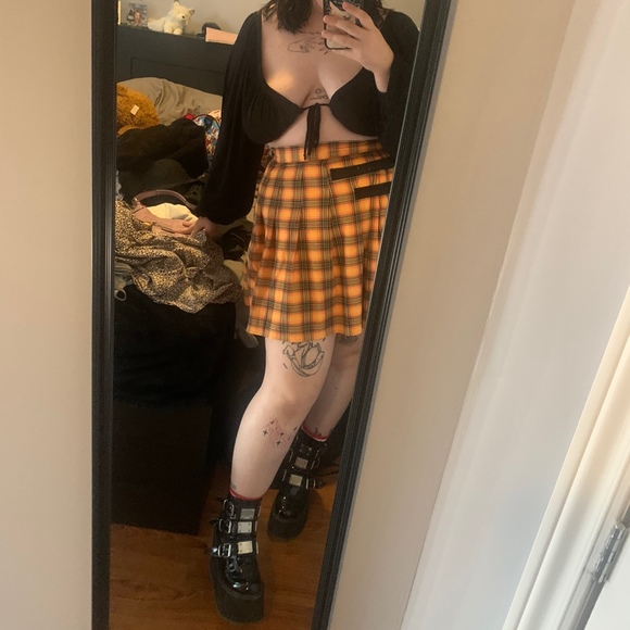 Meet your Posher, Catherine - Picture 1 of 1